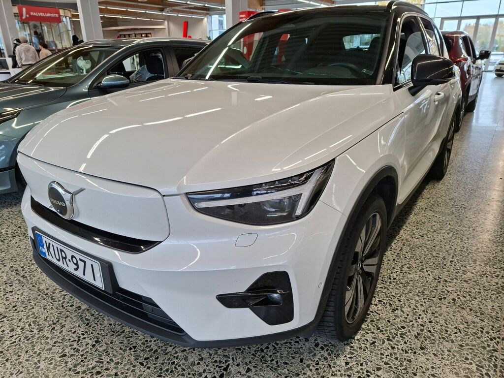 Volvo XC40 2022 Valkoinen