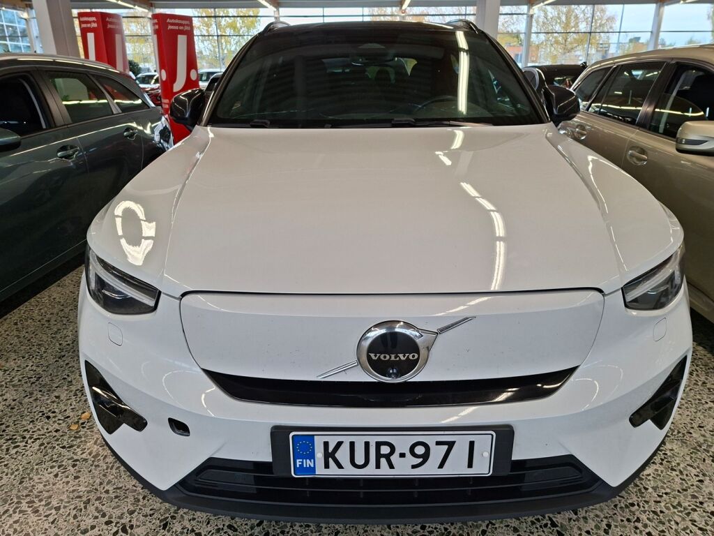 Volvo XC40 2022 Valkoinen