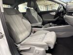 Audi A4 2023 Valkoinen