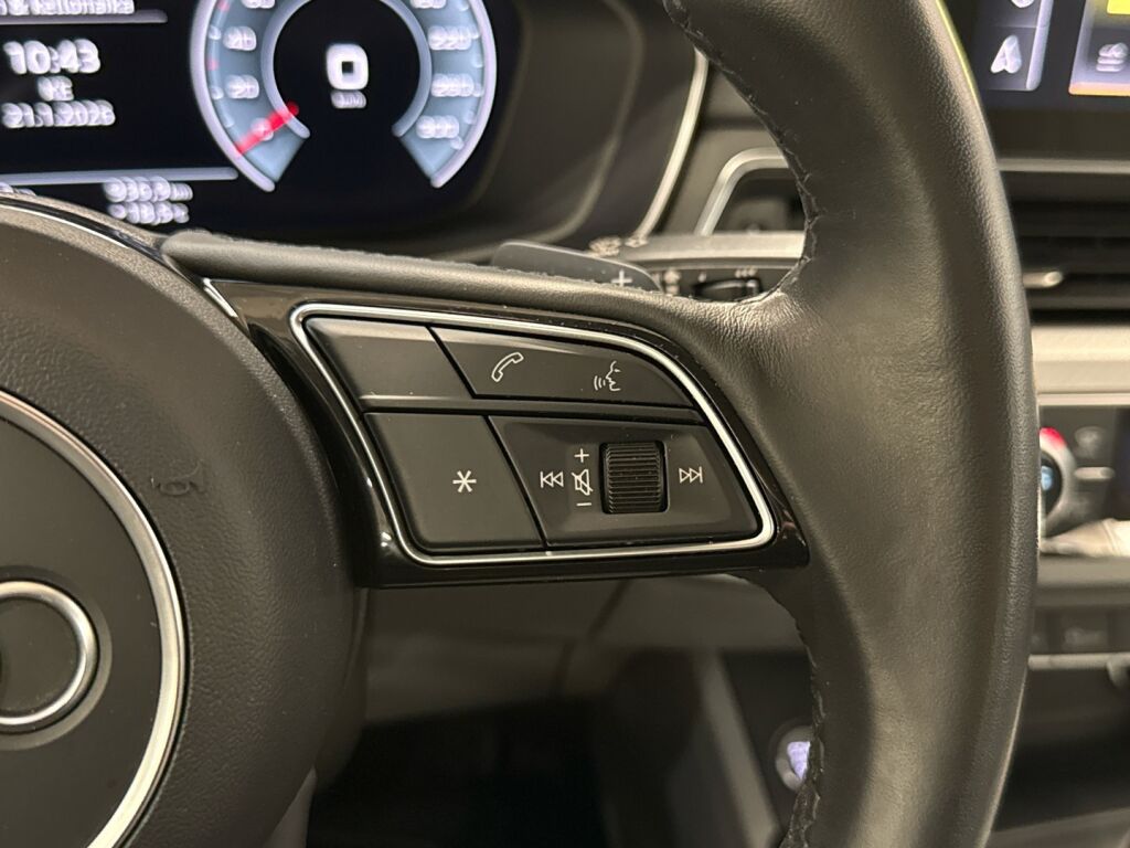 Audi A4 2023 Valkoinen