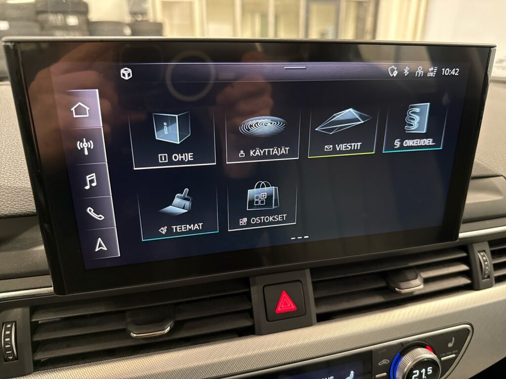 Audi A4 2023 Valkoinen