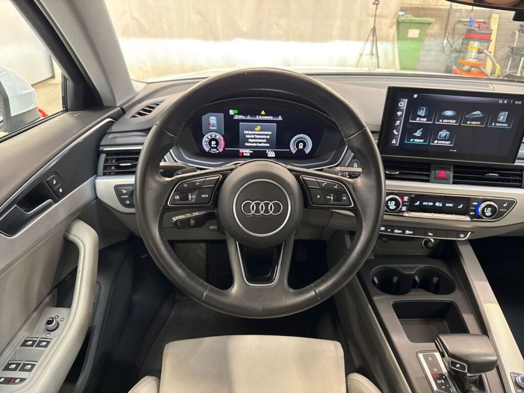 Audi A4 2023 Valkoinen