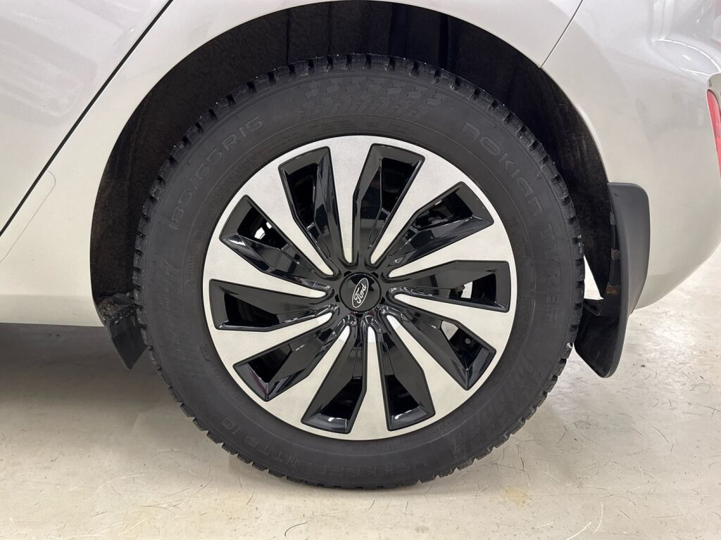 Ford Fiesta 2022 Harmaa