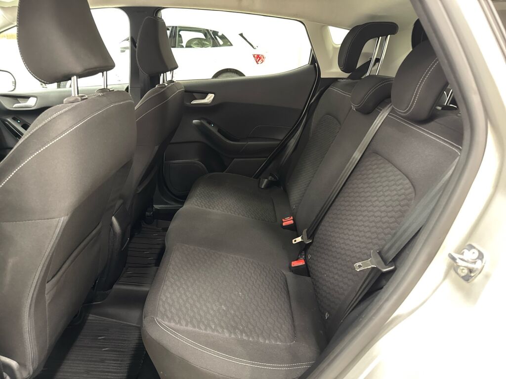 Ford Fiesta 2022 Harmaa