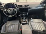 Skoda Superb 2023 Musta
