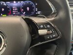 Skoda Superb 2023 Musta