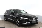 Volvo V60 2023 Musta