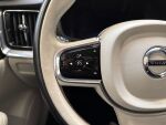 Volvo V60 2023 Musta