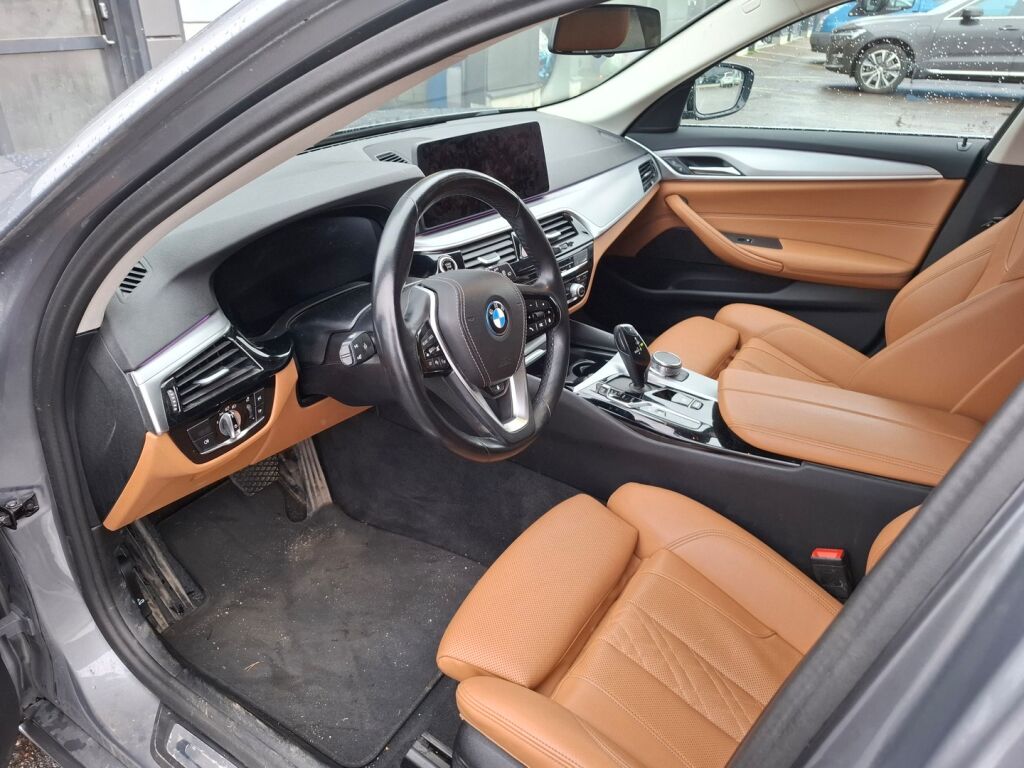 BMW 530 2023, kuva 3/3