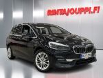 BMW 218 2022 Musta