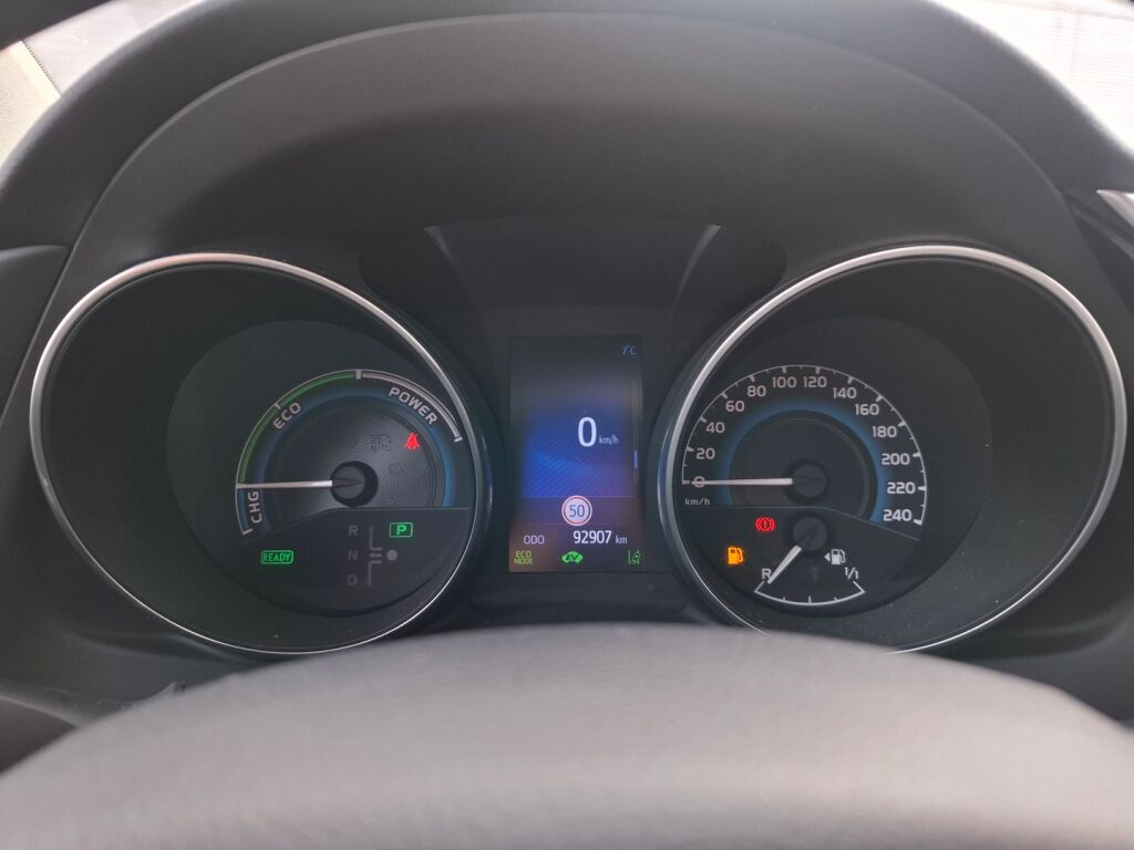 Toyota Auris 2017 Harmaa