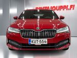 Skoda Superb 2023 Punainen