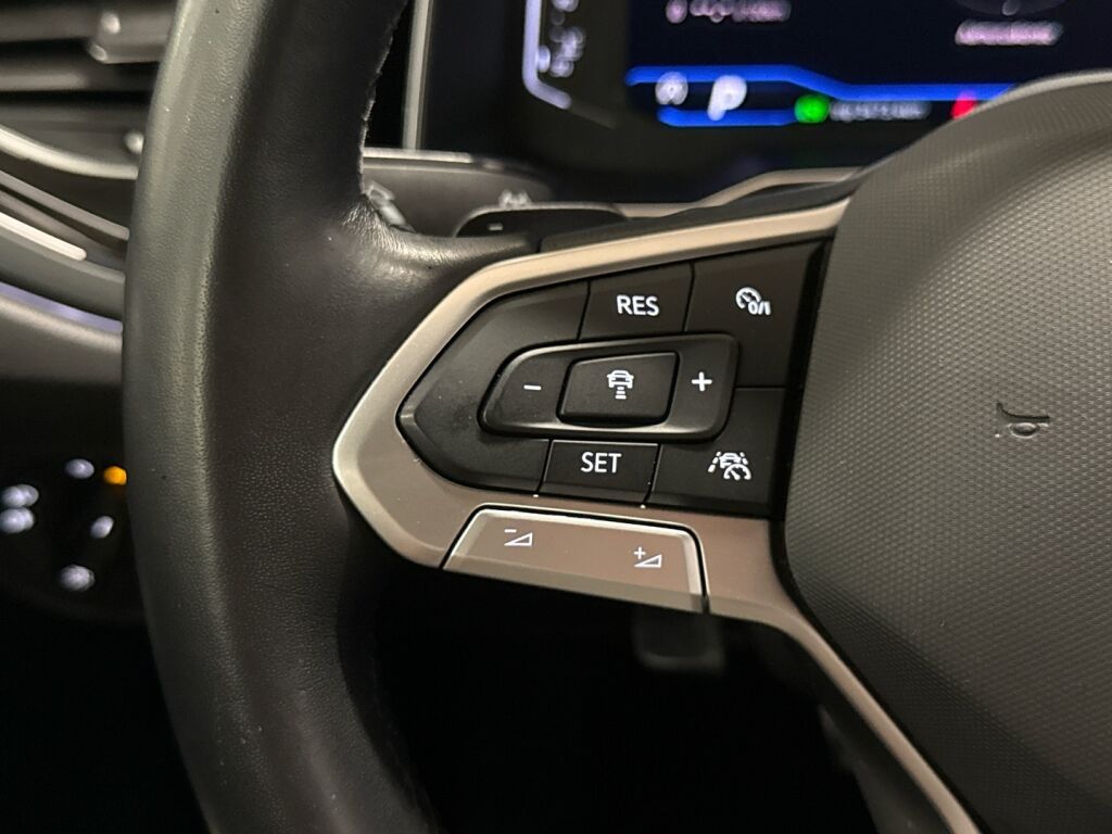 Volkswagen Taigo 2023 Punainen