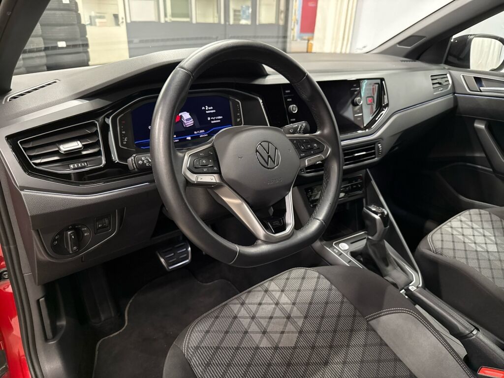 Volkswagen Taigo 2023 Punainen