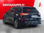 Ford Kuga 2022 Musta