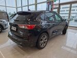 Ford Kuga 2022 Musta
