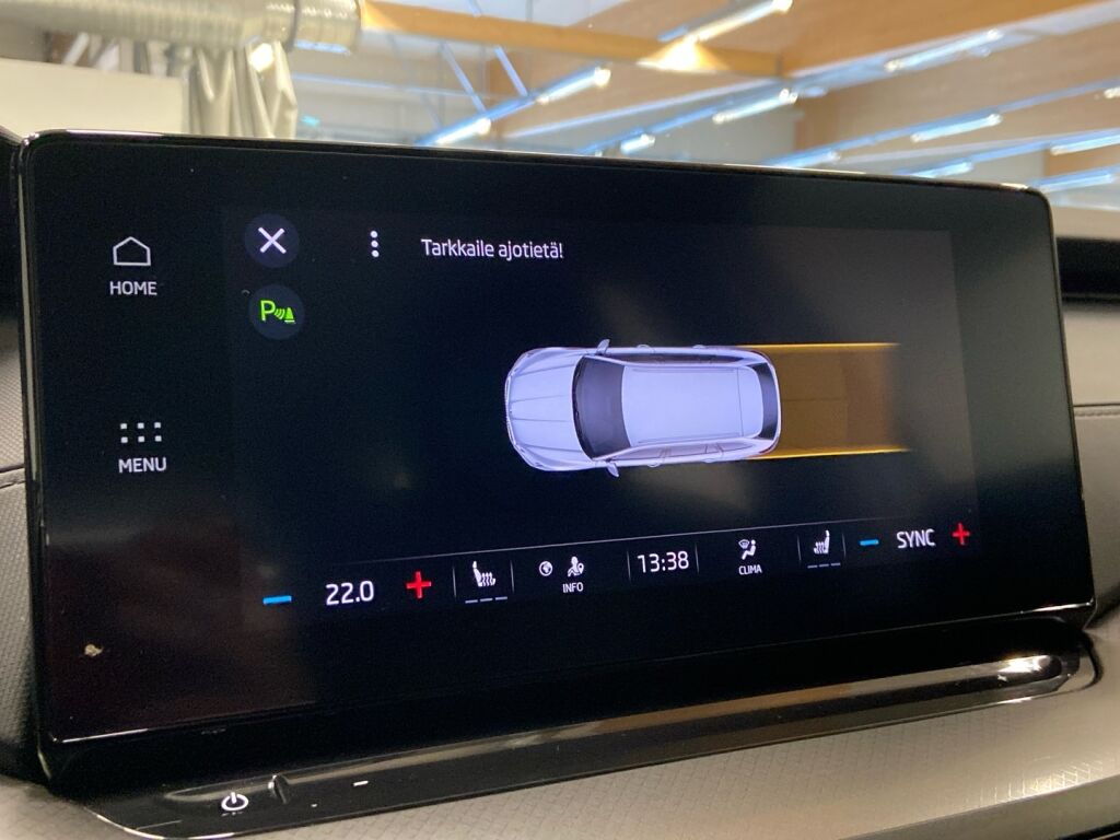 Skoda Octavia 2022 Valkoinen