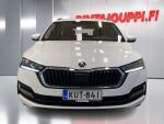Skoda Octavia 2022 Valkoinen