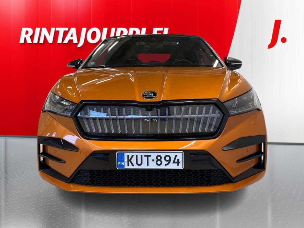 Skoda Enyaq 2022 Oranssi