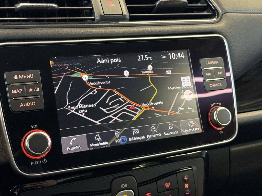 Nissan Leaf 2023 Valkoinen