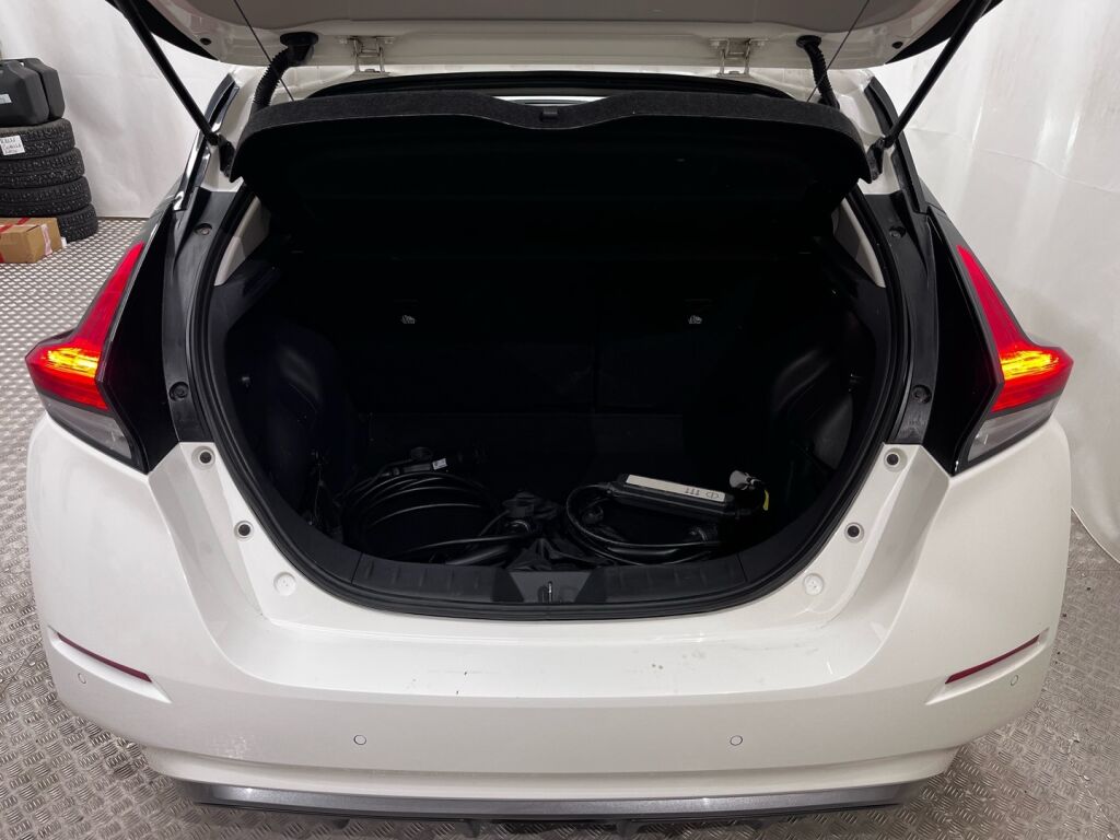 Nissan Leaf 2022 Valkoinen