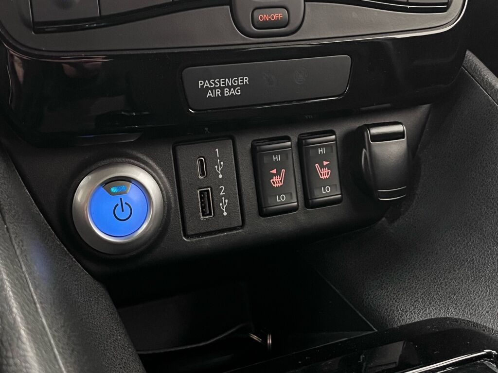 Nissan Leaf 2022 Valkoinen