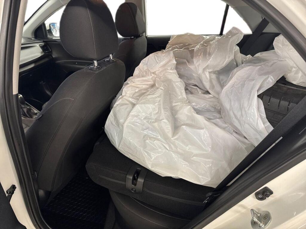 Kia Rio 2022 Valkoinen