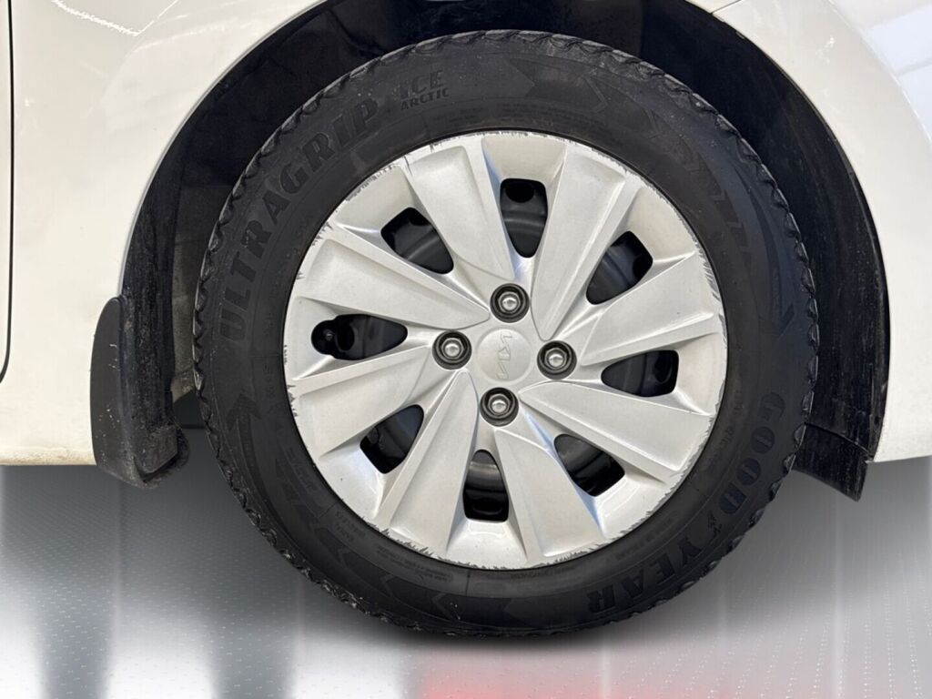 Kia Rio 2022 Valkoinen