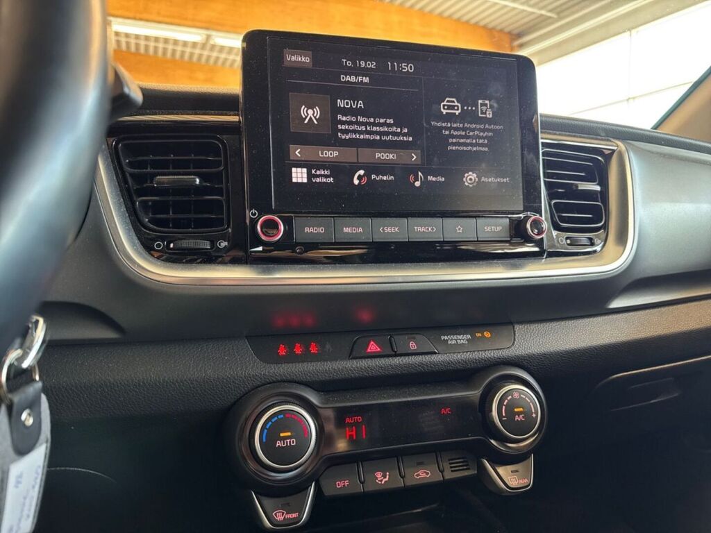 Kia Stonic 2023 Sininen