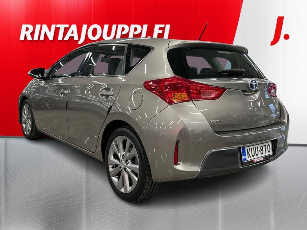 Toyota Auris 2013 Ruskea (beige)