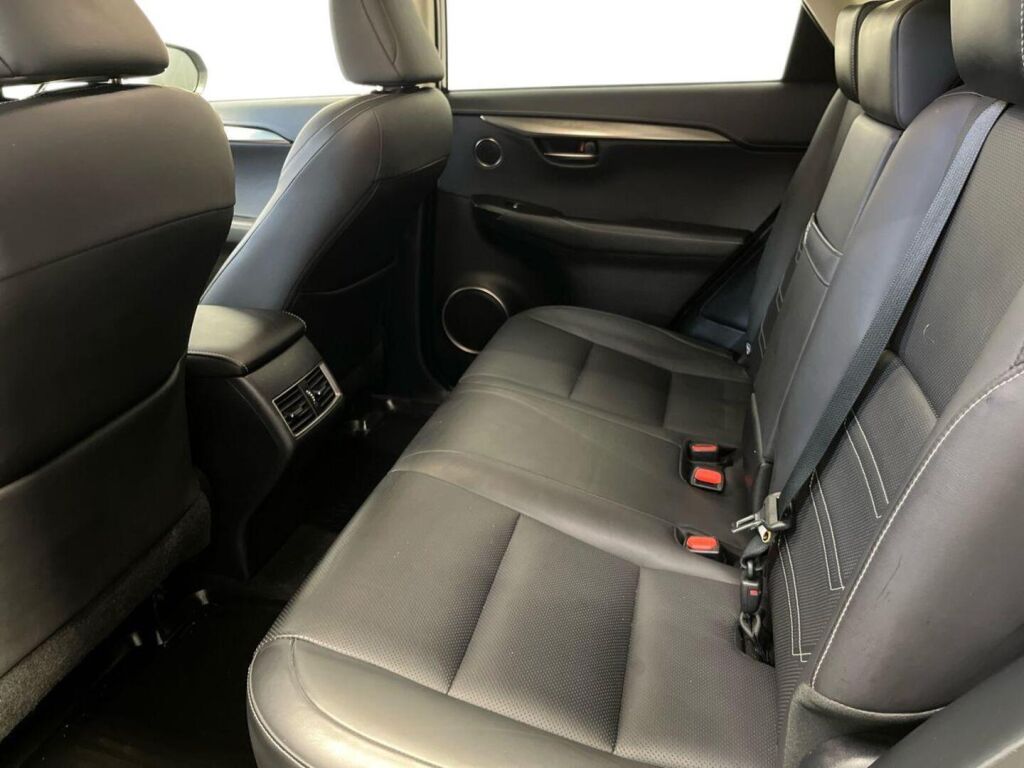 Lexus NX 2018 Musta