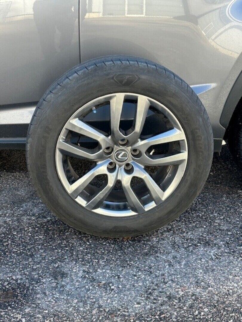 Lexus NX 2018 Musta