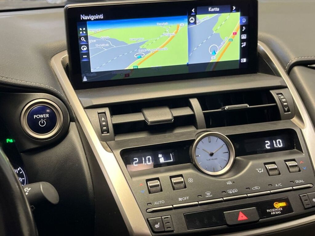 Lexus NX 2018 Musta