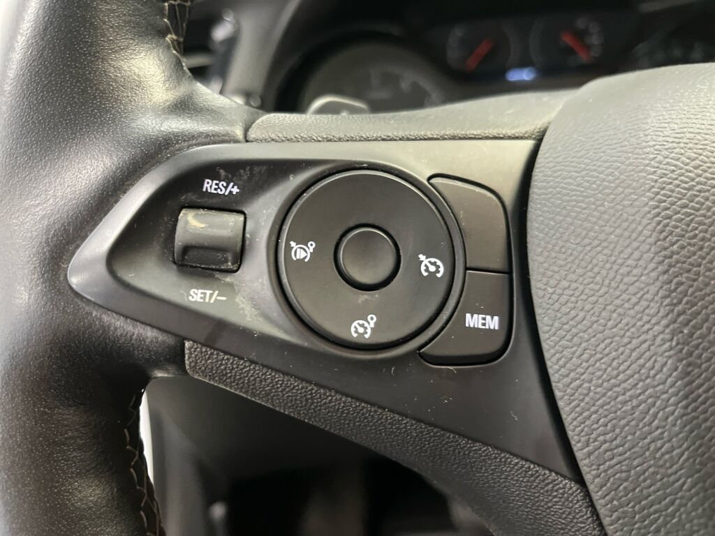 Opel Corsa 2022 Valkoinen