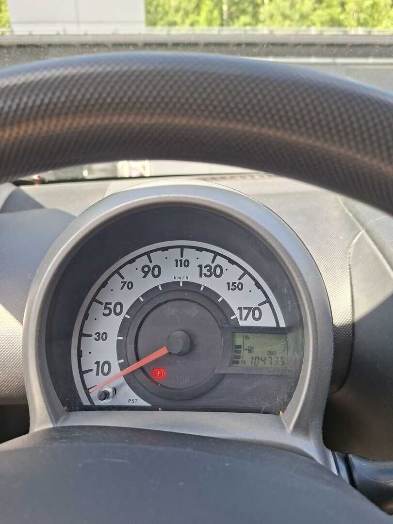 Peugeot 107 2012 Valkoinen