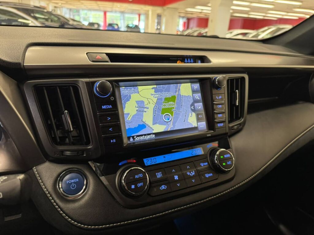 Toyota RAV4 2018 Punainen