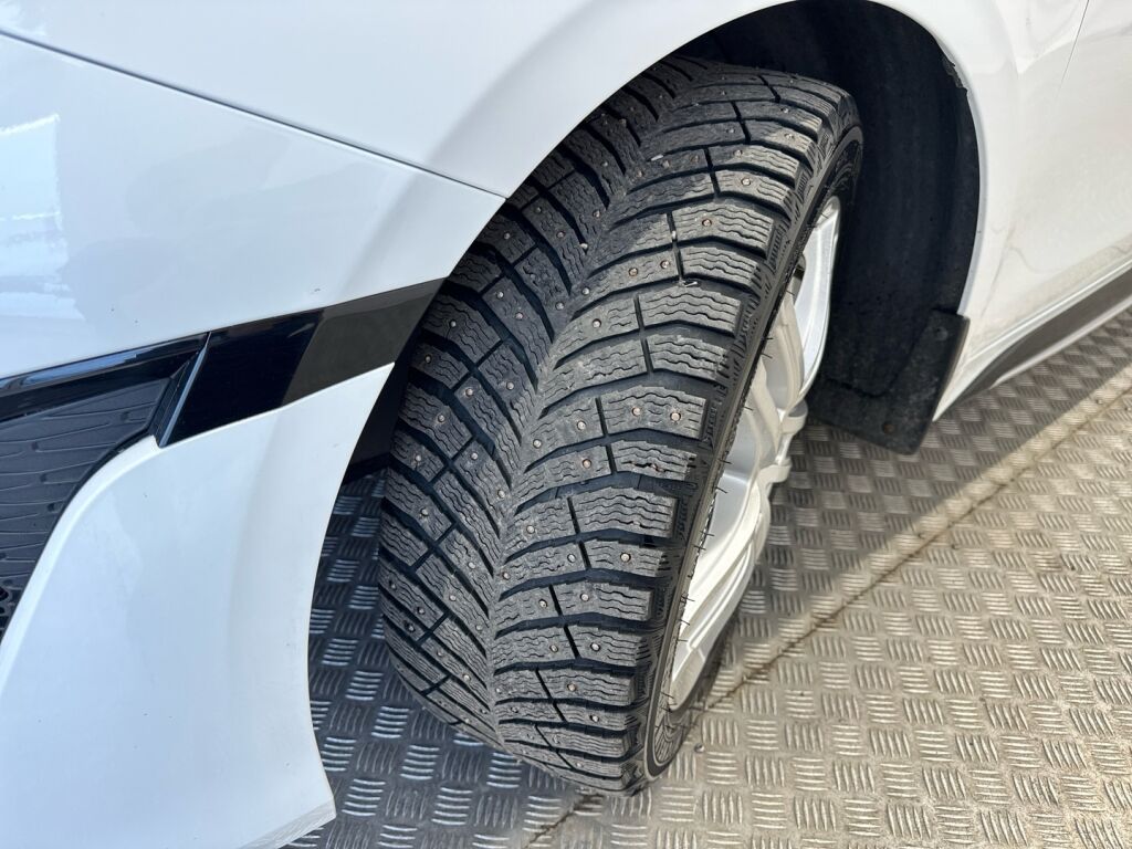 Kia ProCeed 2023 Valkoinen