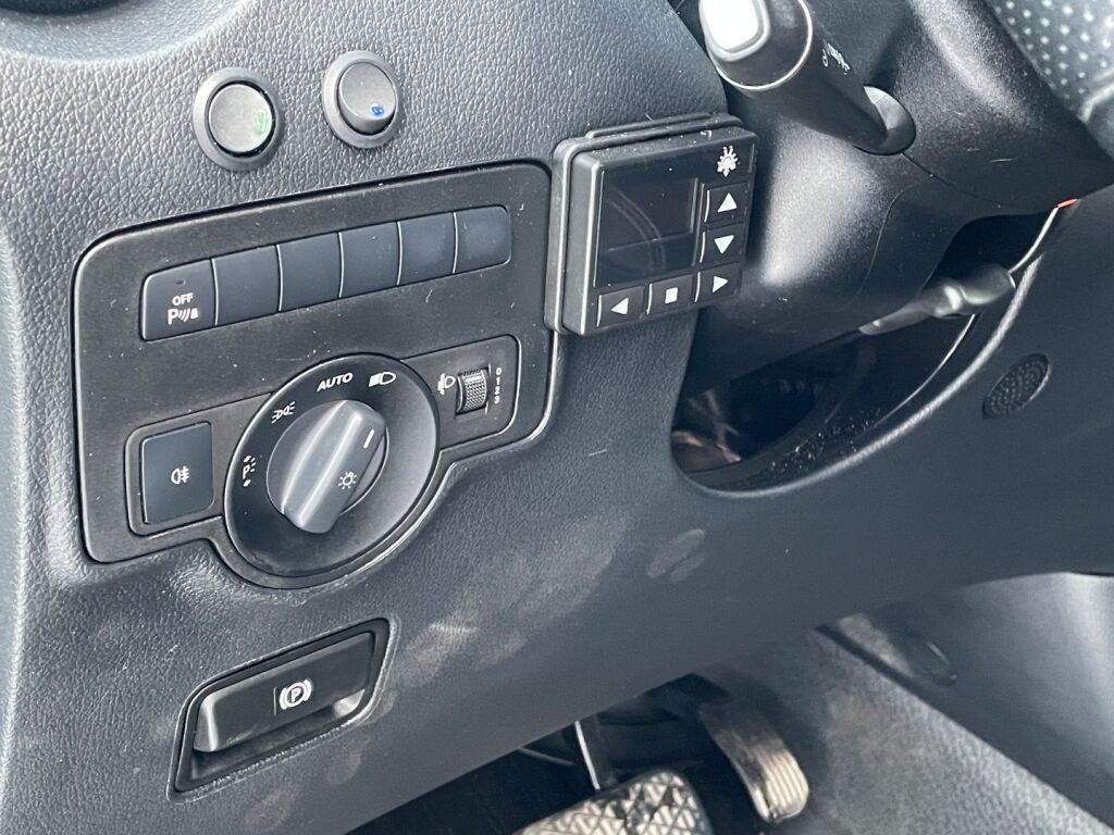 Mercedes-Benz VITO 2021 Valkoinen