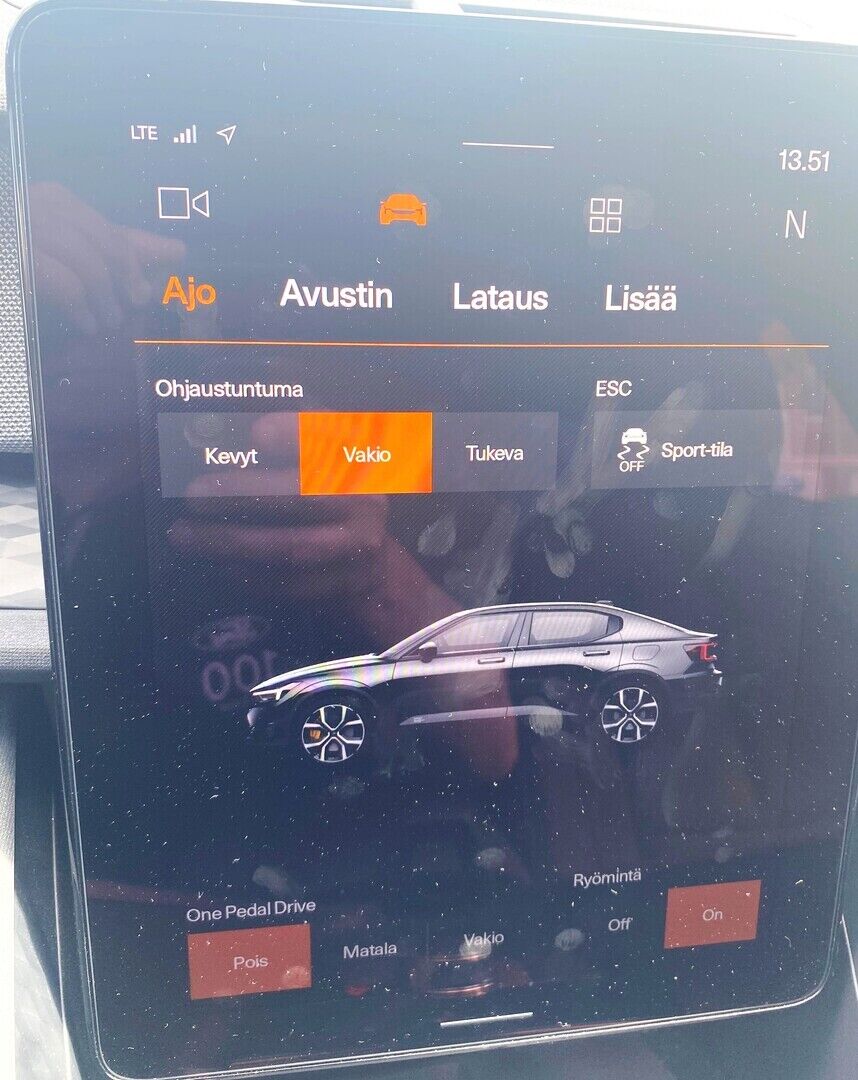 Polestar 2 2023 Musta