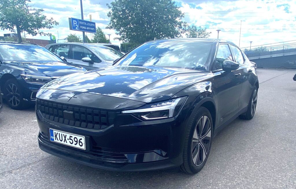 Polestar 2 2023 Musta