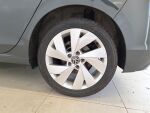 Volkswagen Golf 2022 Harmaa