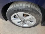 Volkswagen Golf 2022 Sininen