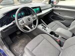 Volkswagen Golf 2022 Sininen