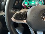 Volkswagen Golf 2022 Sininen