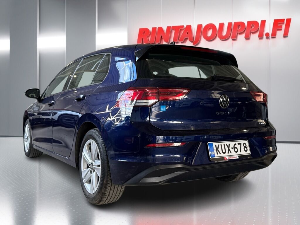 Volkswagen Golf 2022 Sininen