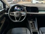 Volkswagen Golf 2022 Sininen