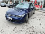 Volkswagen Golf 2022 Sininen