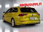 Volkswagen Golf 2022 Metallinhohto Keltainen