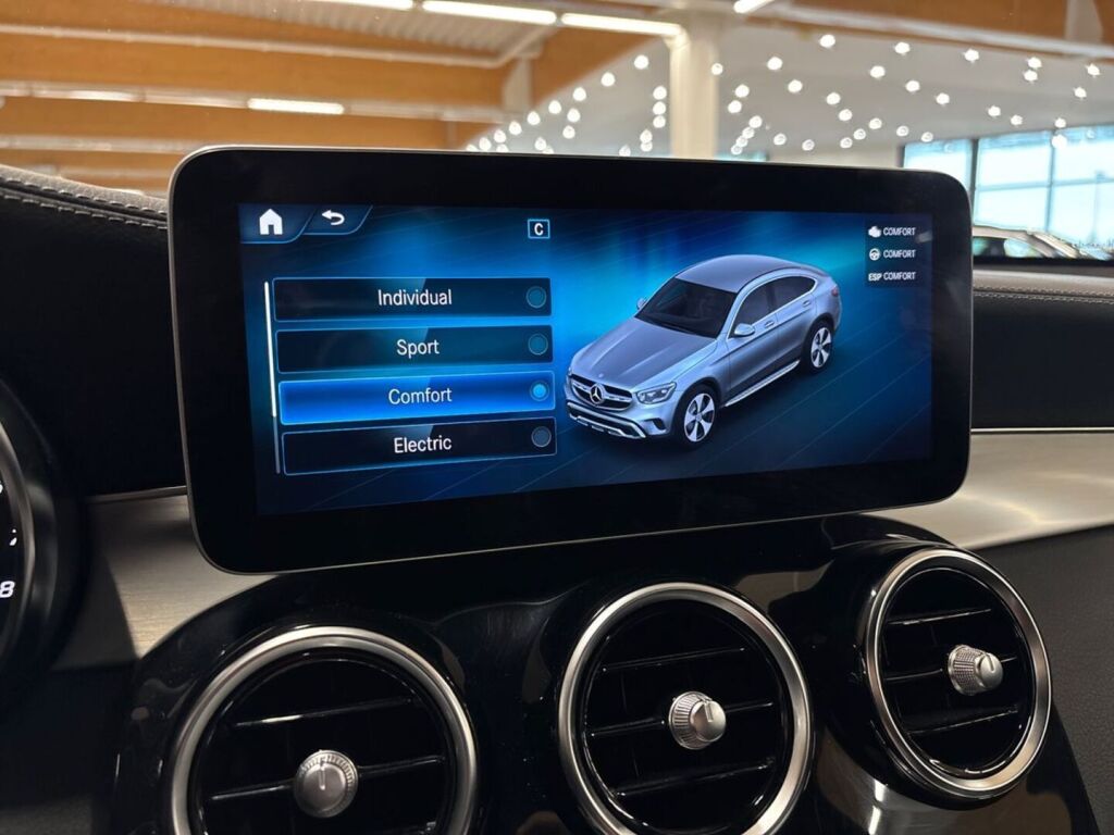 Mercedes-Benz GLC 2022 Valkoinen
