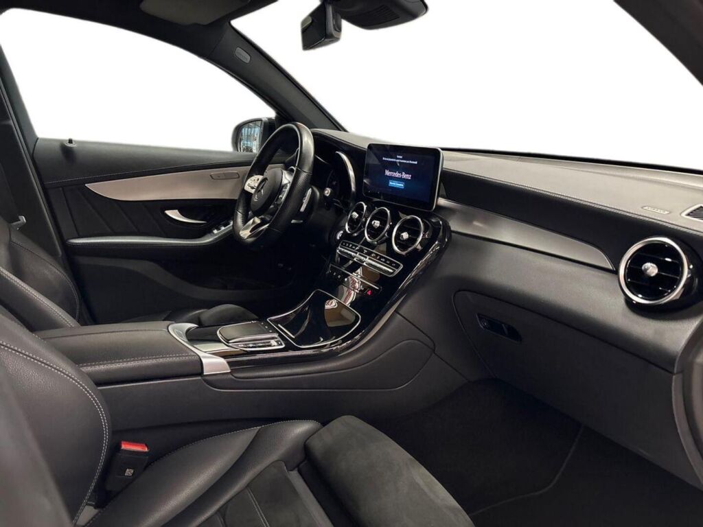 Mercedes-Benz GLC 2022 Valkoinen